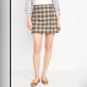 Old Navy Gray and Tan Plaid Mini Skirt